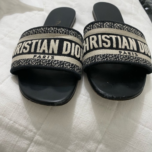 Christian Dior Dway sandals *Authentic* - Picture 14 of 15